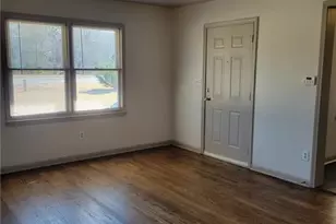 1063 Pleasant Hill Rd, Lawrenceville, GA 30044 - Photo 11