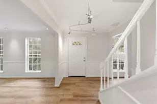 482 Maid Marion Ln, Stone Mountain, GA 30087 - Photo 3