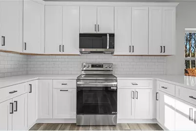 952 Hoyt Street, Cornelia, GA 30531 - Photo 9