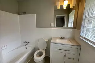 4685 Kent Rd, Atlanta, GA 30337 - Photo 9