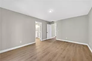 2874 Fairburn Rd, Atlanta, GA 30331 - Photo 13