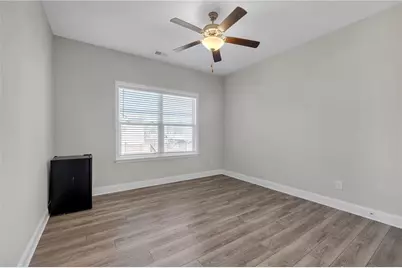 4292 Crestworth Lane SW, Marietta, GA 30064 - Photo 17