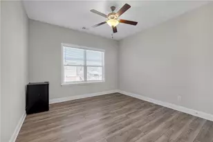 4292 Crestworth Ln SW, Marietta, GA 30064 - Photo 17