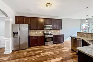 689 Lynnfield Dr, Lawrenceville, GA 30045 - Photo 5