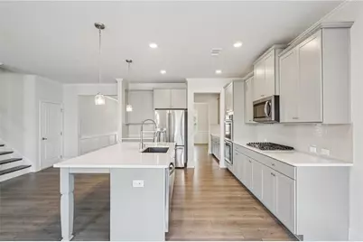 7214 Whitewater Drive, Flowery Branch, GA 30542 - Photo 9