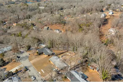 841 Dixon Drive, Gainesville, GA 30501 - Photo 13