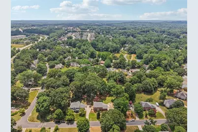 2412 Meadowglen Trail, Snellville, GA 30078 - Photo 65