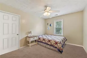 2412 Meadowglen Trail, Snellville, GA 30078 - Photo 33