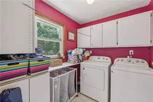 2412 Meadowglen Trail, Snellville, GA 30078 - Photo 23