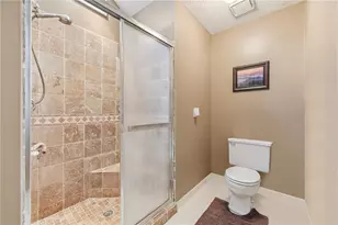 2412 Meadowglen Trail, Snellville, GA 30078 - Photo 31