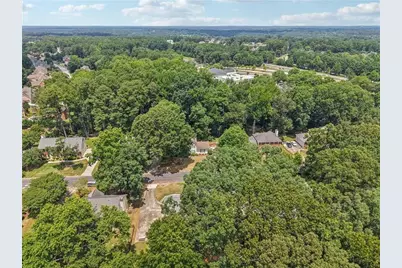 2412 Meadowglen Trail, Snellville, GA 30078 - Photo 61