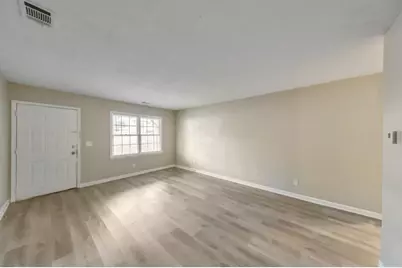 245 Kimberly Way SW #245, Marietta, GA 30064 - Photo 5