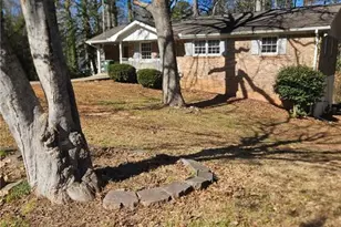 2450 Forrest Dr, Kennesaw, GA 30152 - Photo 21