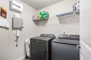 2053 Village Crest Dr NW, Atlanta, GA 30318 - Photo 35