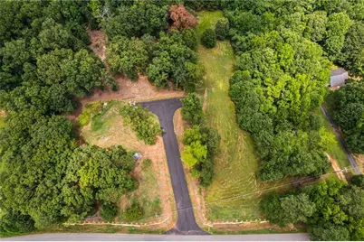 8465 Forsyth Commons Court, Cumming, GA 30041 - Photo 5