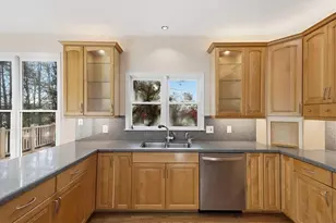 834 Valley Dr, Canton, GA 30114 - Photo 11