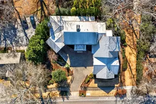 52 Woodstock Rd, Roswell, GA 30075 - Photo 71