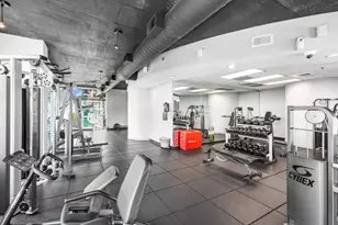 250 Pharr Rd NE, Atlanta, GA 30305 - Photo 31