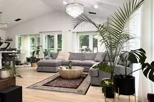 3561 Duberry Ct NE, Brookhaven, GA 30319 - Photo 9