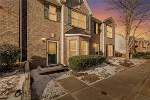 2863 Creek Bottom Ct, Gainesville, GA 30504 - Photo 3