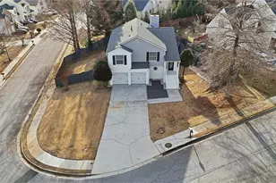 52 Central Park Dr, Atlanta, GA 30354 - Photo 3