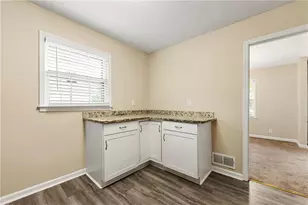 586 Chris Circle, Lawrenceville, GA 30044 - Photo 5