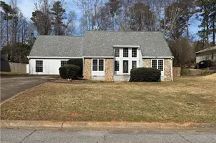 6762 Oakland Dr, Douglasville, GA 30135 - Photo 1