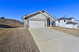 562 Pemberton St, Kingston, GA 30145 - Photo 5