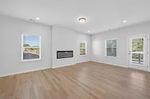 84 Jacobs Farm Ln, Lawrenceville, GA 30045 - Photo 7