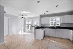 4240 Berkeley Mill Ln, Duluth, GA 30096 - Photo 9