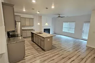 7490 Knoll Hollow Rd, Lithonia, GA 30058 - Photo 5