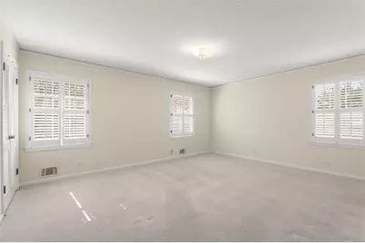 1576 Rainier Falls Drive NE, Atlanta, GA 30329 - Photo 19