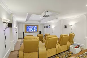 305 Forrest Lake Dr, Sandy Springs, GA 30327 - Photo 49