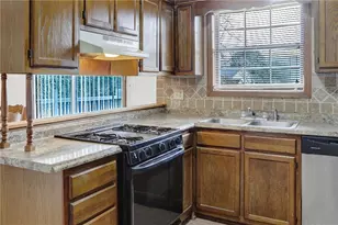 309 Carmen Ct, Lawrenceville, GA 30046 - Photo 17