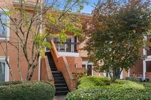 5356 Brooke Ridge Dr, Dunwoody, GA 30338 - Photo 3