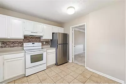 136 Sterling Court, Alpharetta, GA 30004 - Photo 5