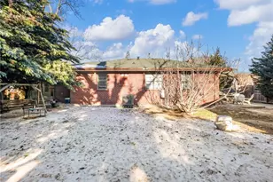 127 N Center St, Winder, GA 30680 - Photo 23