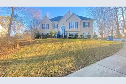 176 Shoreline Way, Hampton, GA 30228 - Photo 1