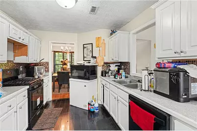 176 Shoreline Way, Hampton, GA 30228 - Photo 9