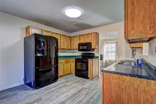 3338 Lindale Ct, Ellenwood, GA 30294 - Photo 7