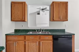 3338 Lindale Ct, Ellenwood, GA 30294 - Photo 17