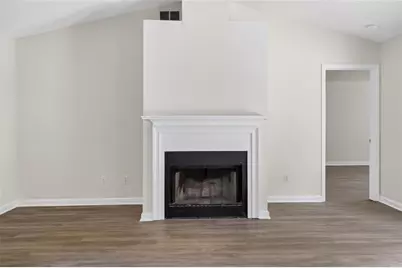 3338 Lindale Court, Ellenwood, GA 30294 - Photo 5