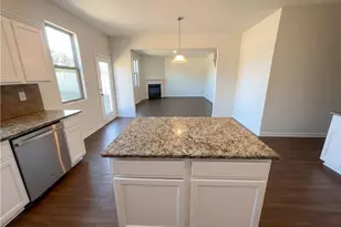 529 Emporia Loop, McDonough, GA 30253 - Photo 9