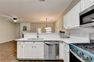 392 Parc River Blvd, Lawrenceville, GA 30046 - Photo 17