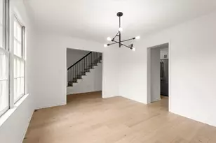 27 Old Ivy Square NE, Atlanta, GA 30342 - Photo 3