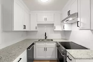 27 Old Ivy Square NE, Atlanta, GA 30342 - Photo 7