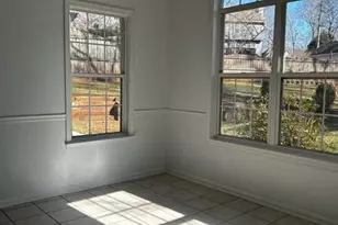 1050 Dogwood Park Dr, Lawrenceville, GA 30046 - Photo 7