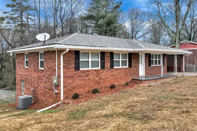 3638 Garden Boulevard, Gainesville, GA 30506 - Photo 7