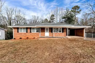 3638 Garden Blvd, Gainesville, GA 30506 - Photo 1