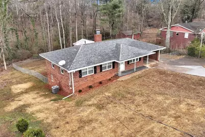 3638 Garden Boulevard, Gainesville, GA 30506 - Photo 5